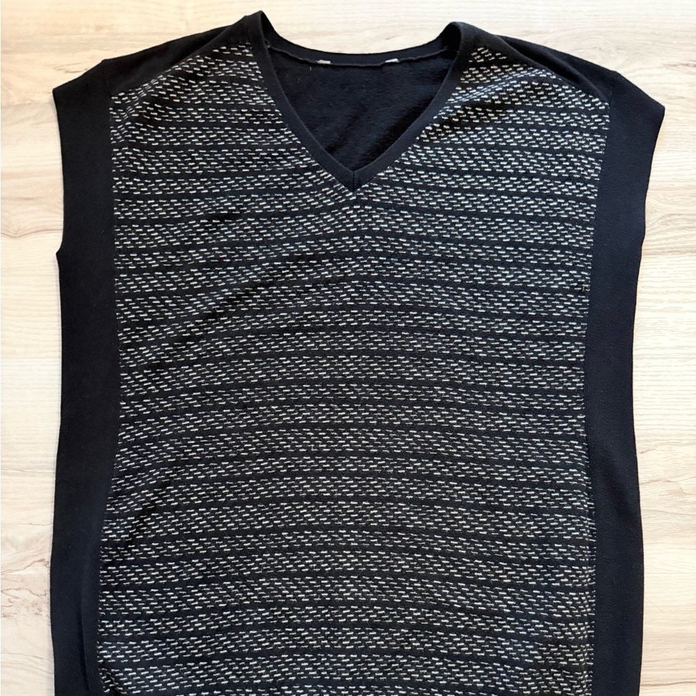 Chic Black and Gray V-Neck Sweater Dress XXL